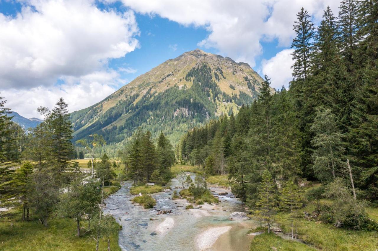 Longastubn Hotell Weisspriach Exteriör bild