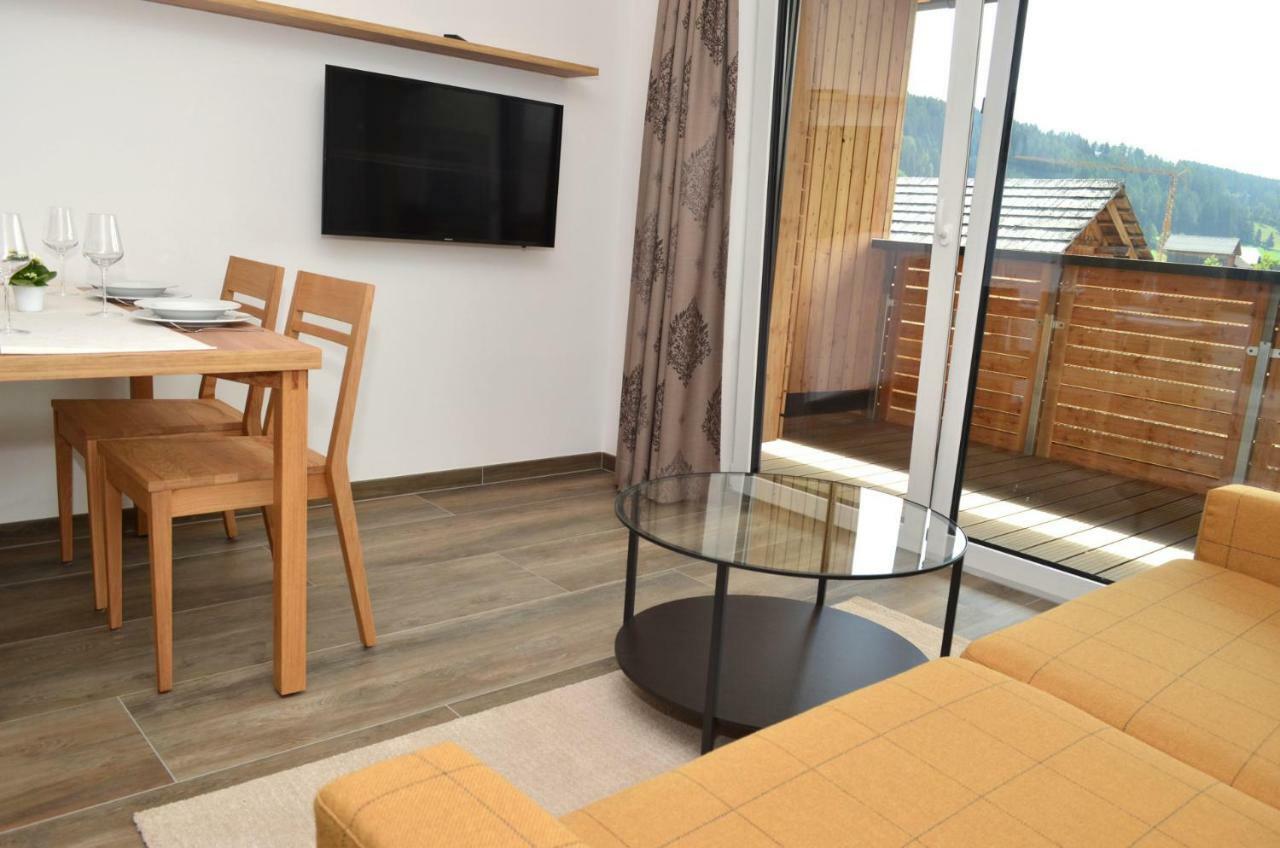 Longastubn Hotell Weisspriach Exteriör bild