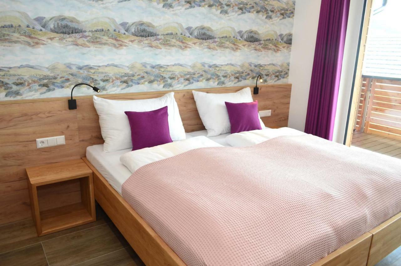 Longastubn Hotell Weisspriach Exteriör bild